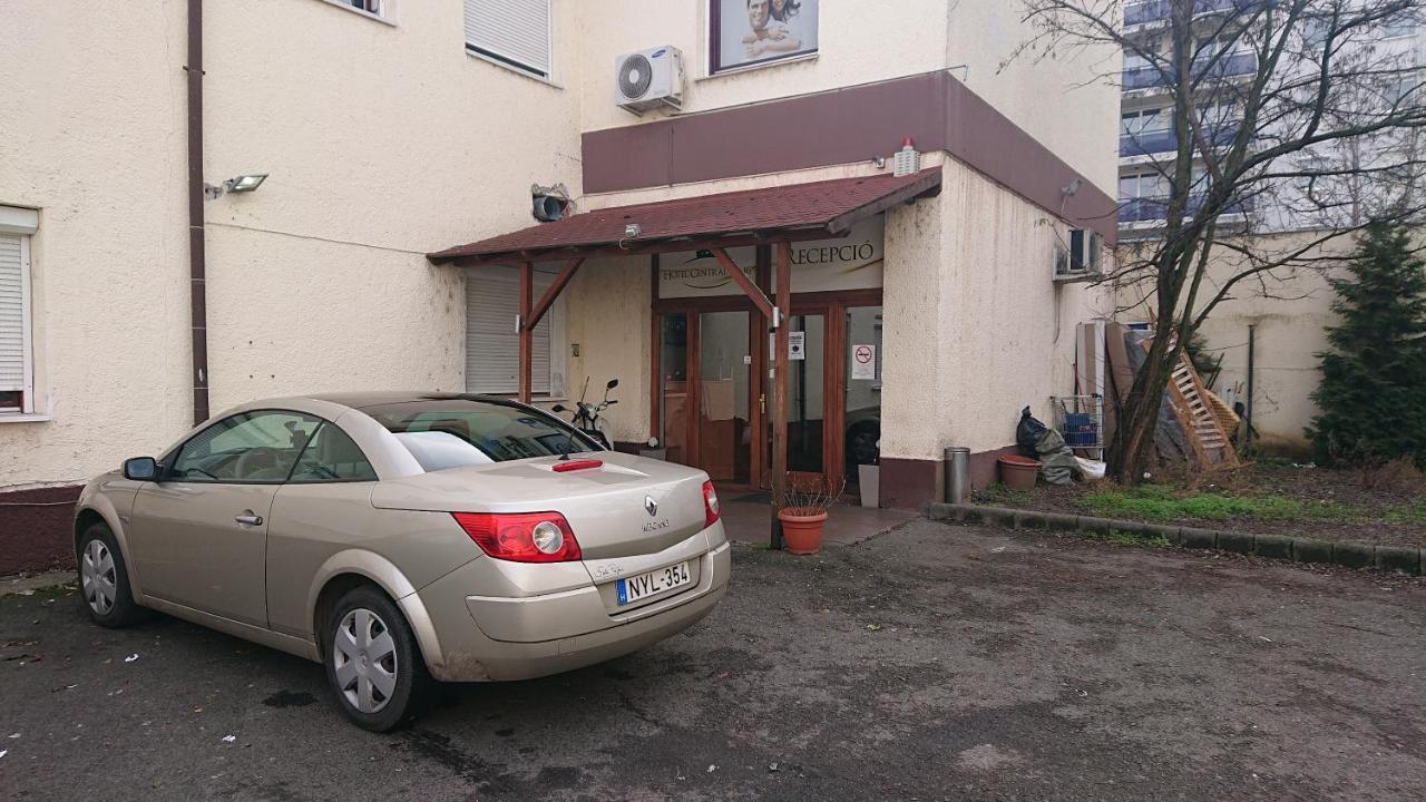 Hostel Pillango Munkasszallo Budapest Exterior foto